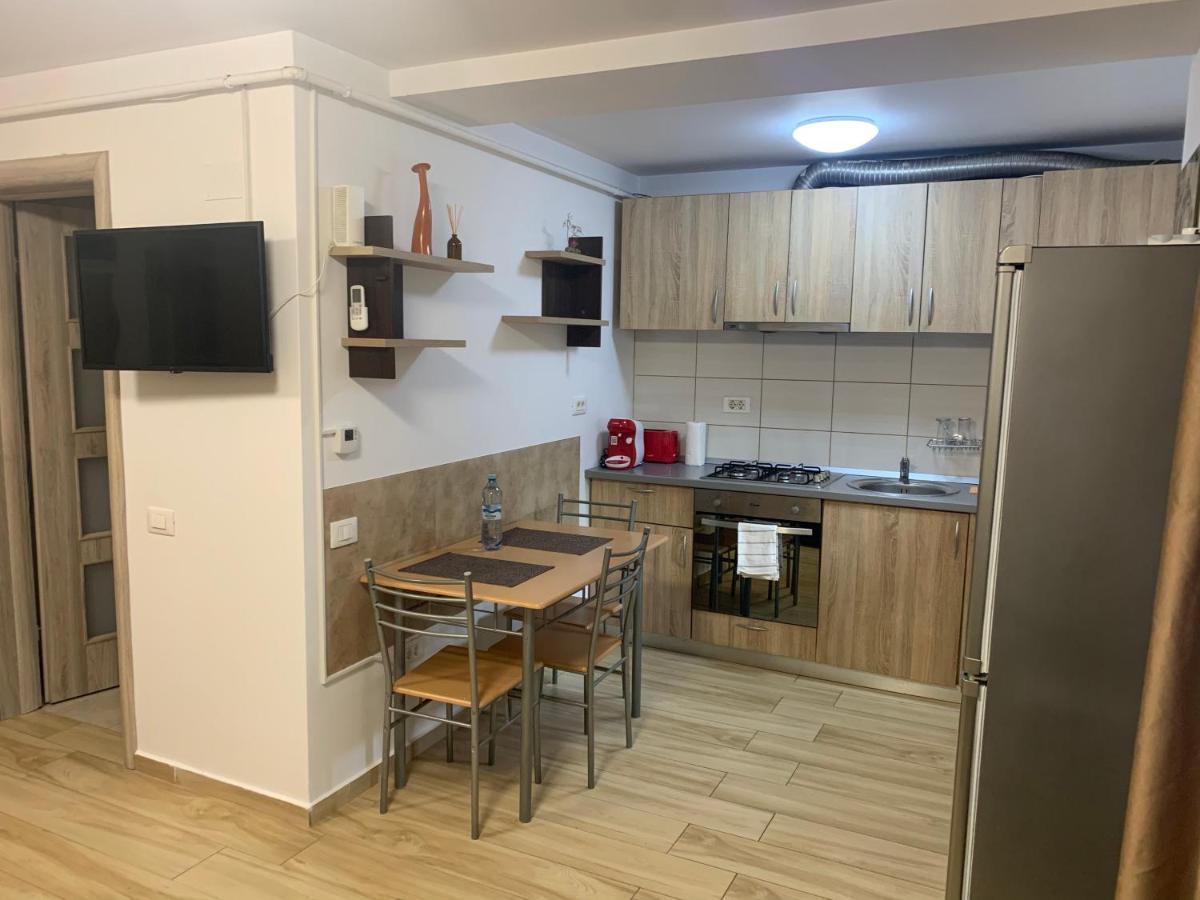 Studio Militari Residence Mr_1 Rosu Екстер'єр фото